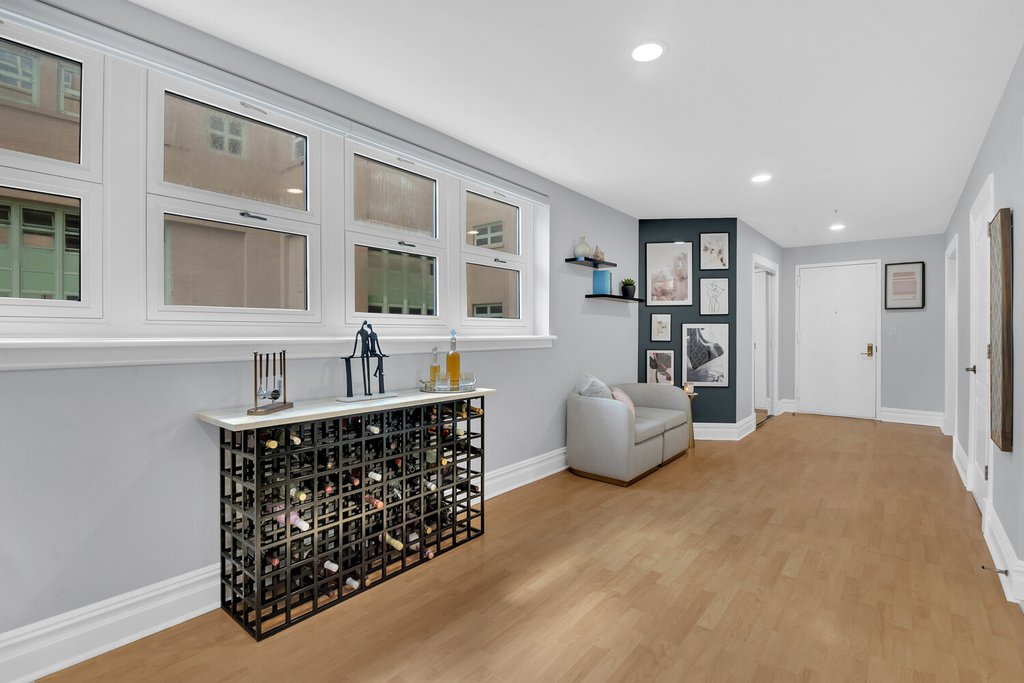 19-19 24th Avenue, Unit L319 photo 8