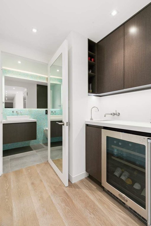 1441 Third Avenue, Unit 18A/B photo 4