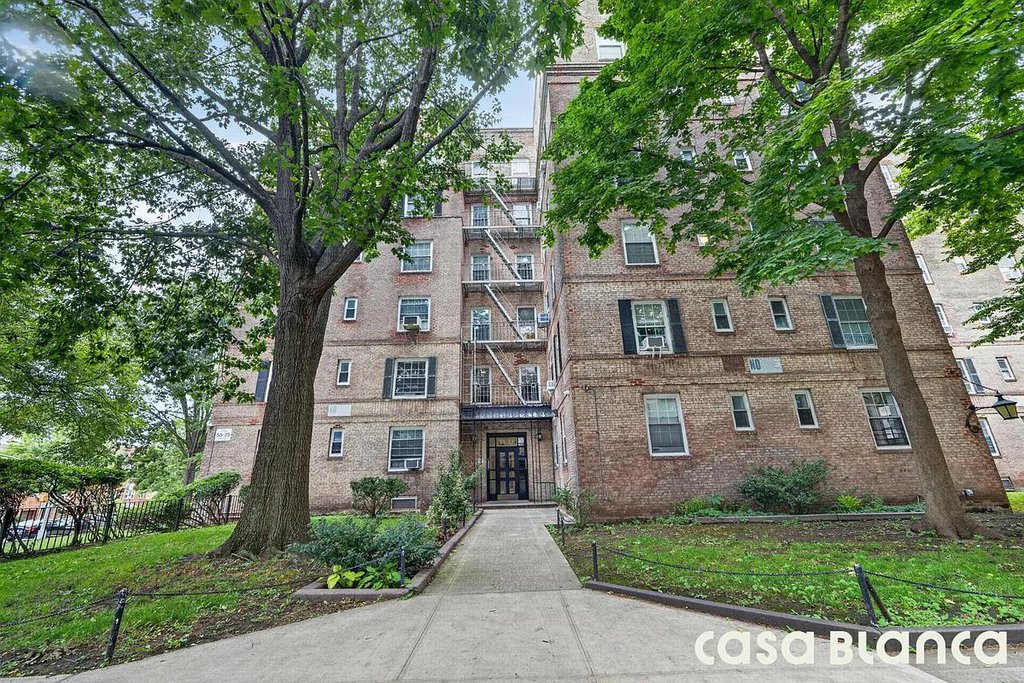 55-23 31st Avenue, Unit 4H photo 12