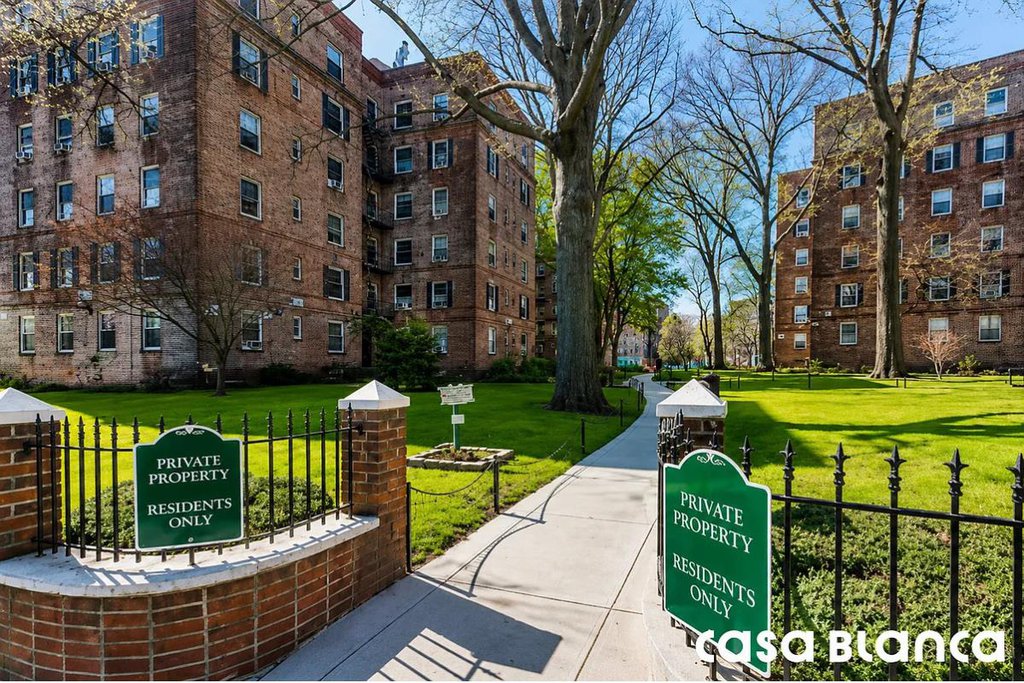 55-23 31st Avenue, Unit 4H photo 20
