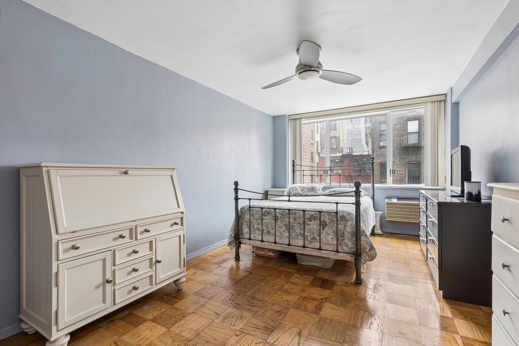 333 East 14th Street, Unit 4D photo 3