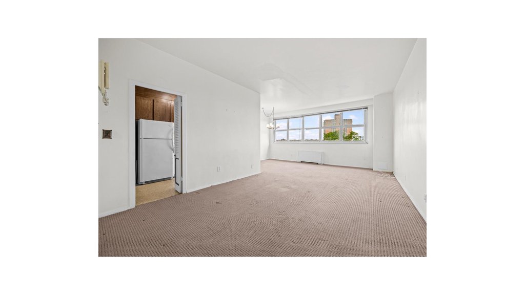 555 Kappock Street, Unit 3T photo 2