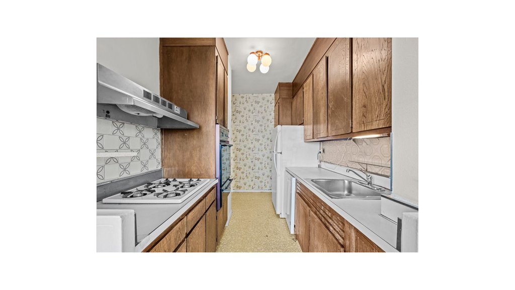 555 Kappock Street, Unit 3T photo 8