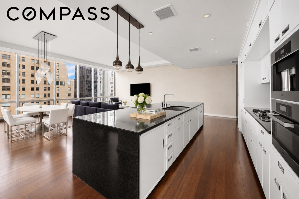 157 West 57th Street, Unit 33B photo 8