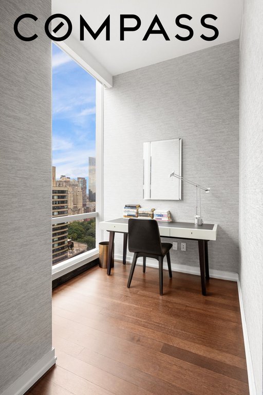 157 West 57th Street, Unit 33B photo 10