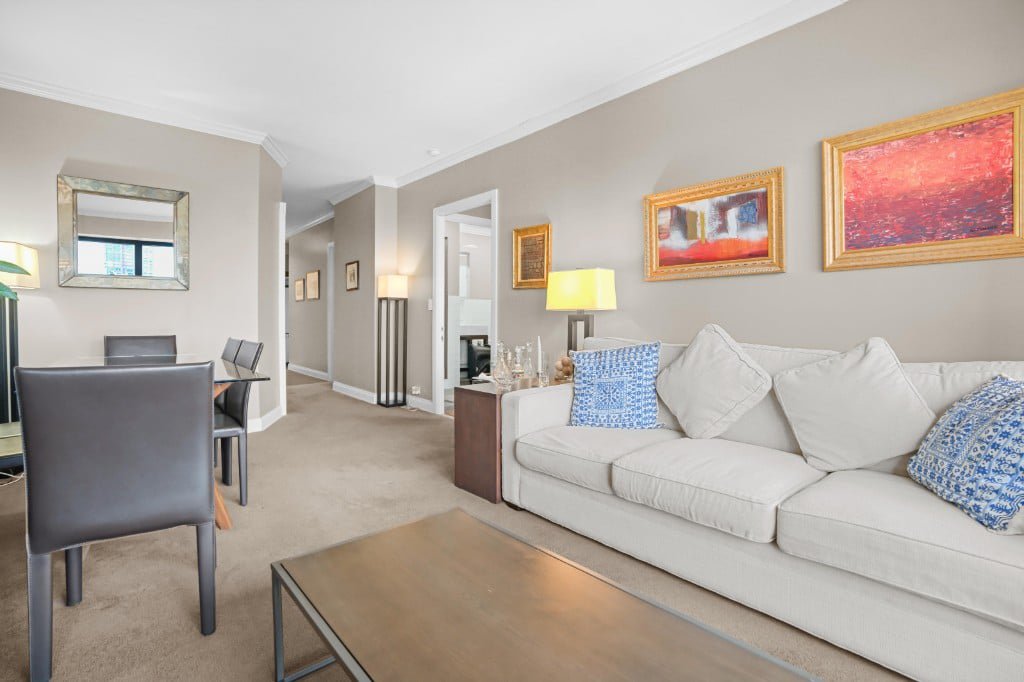 530 East 76th Street, Unit 19C photo 3
