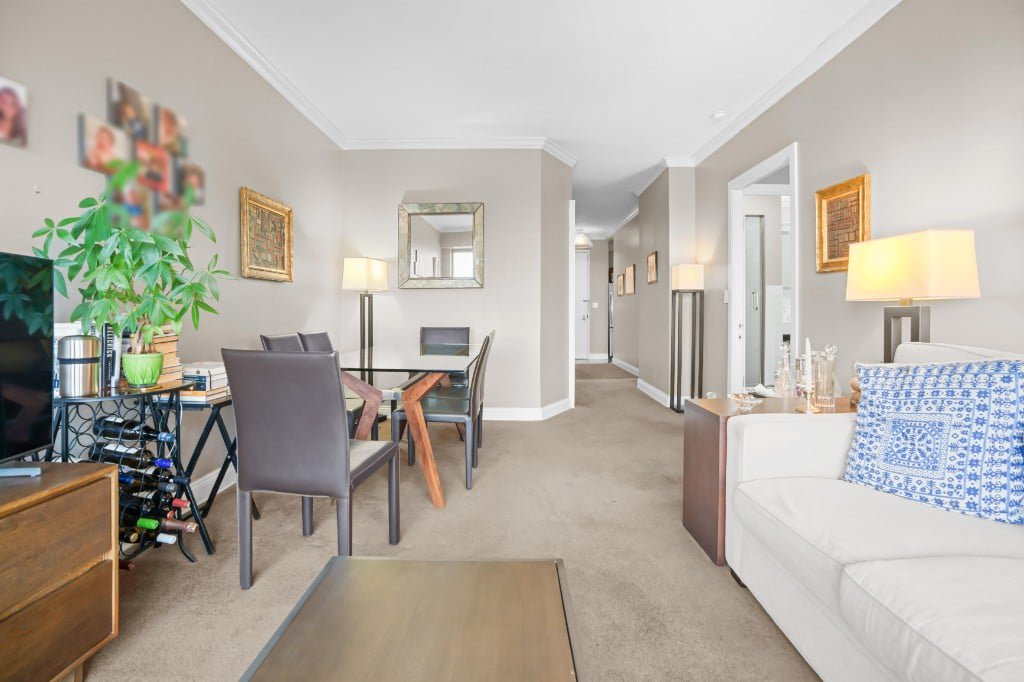 530 East 76th Street, Unit 19C photo 4