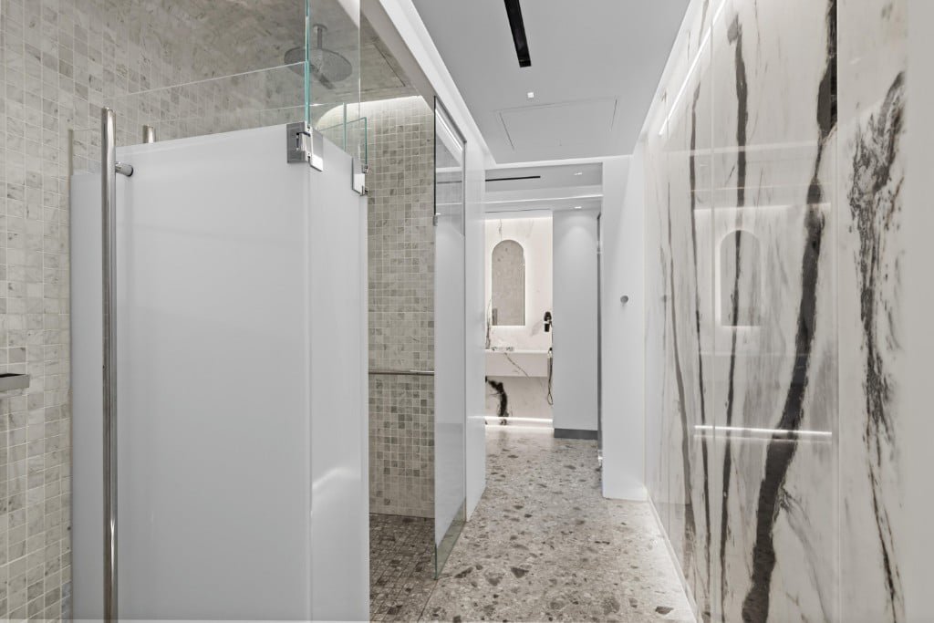 530 East 76th Street, Unit 19C photo 18