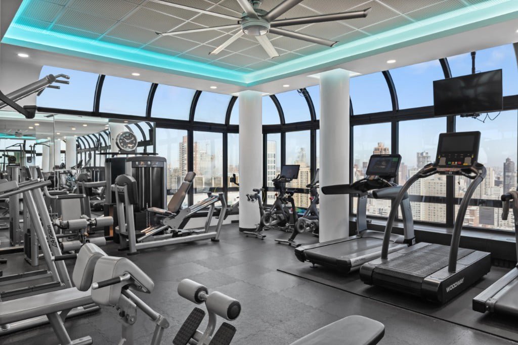 530 East 76th Street, Unit 19C photo 19