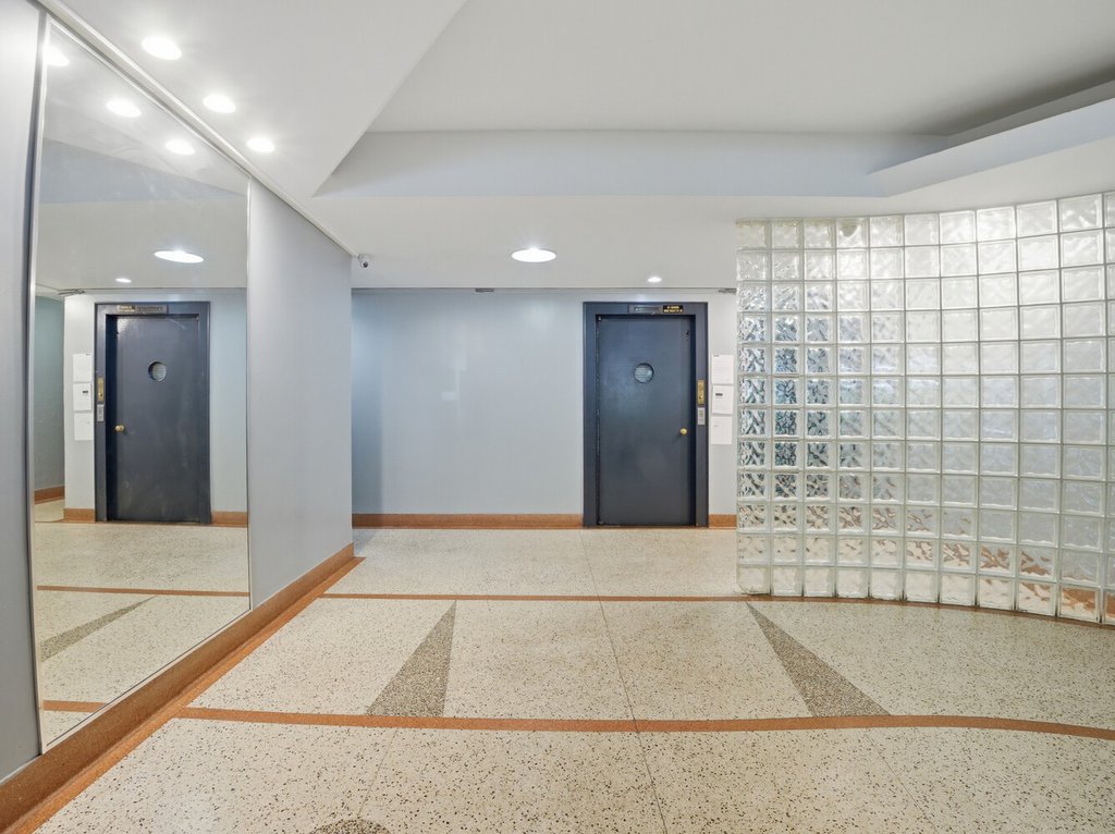 2866 Marion Avenue, Unit 4C photo 5