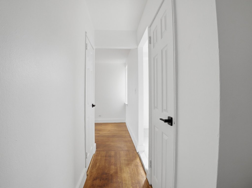2866 Marion Avenue, Unit 4C photo 6