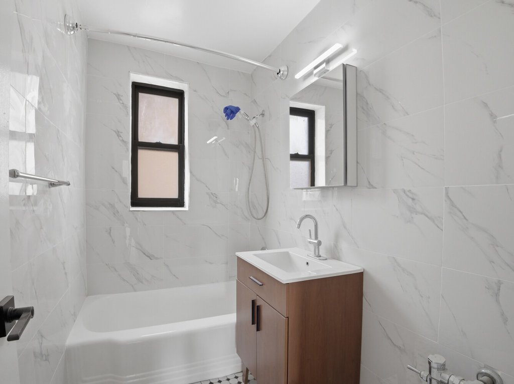 2866 Marion Avenue, Unit 4C photo 16