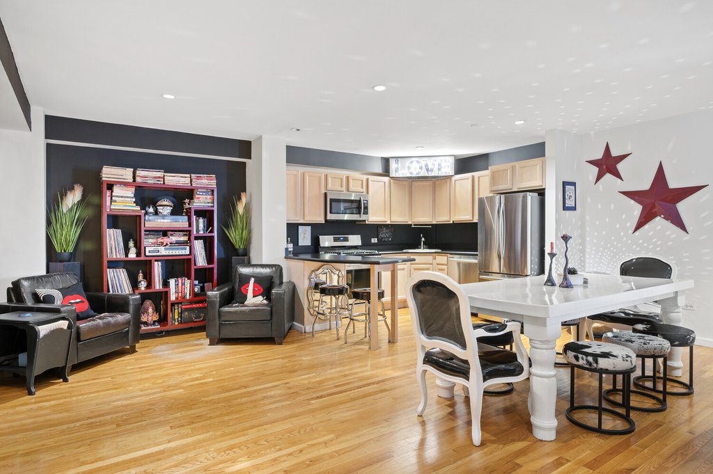 754 East 6th Street, Unit 4E photo 5