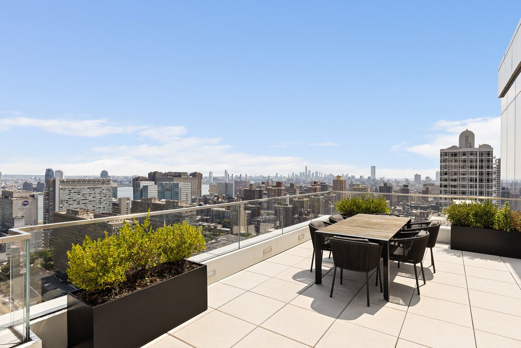 501 Third Avenue, Unit 9C photo 7