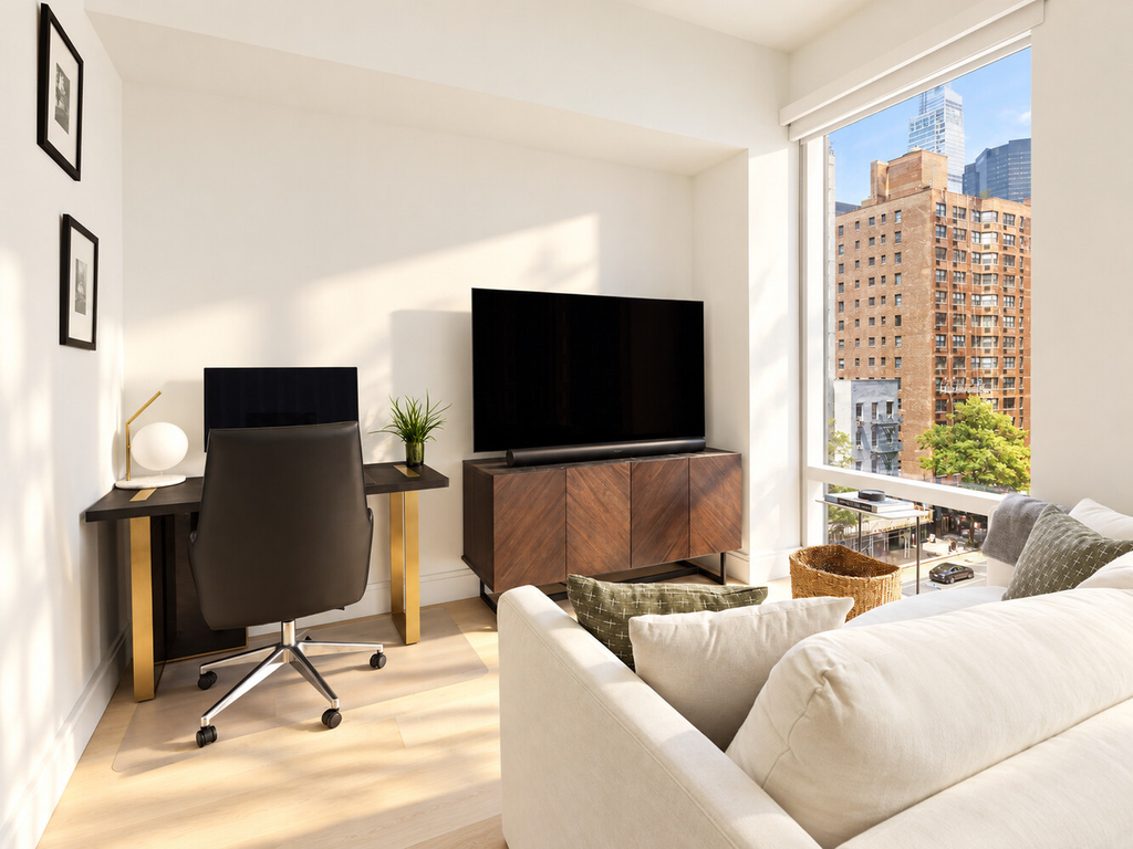 501 Third Avenue, Unit 9C photo 3