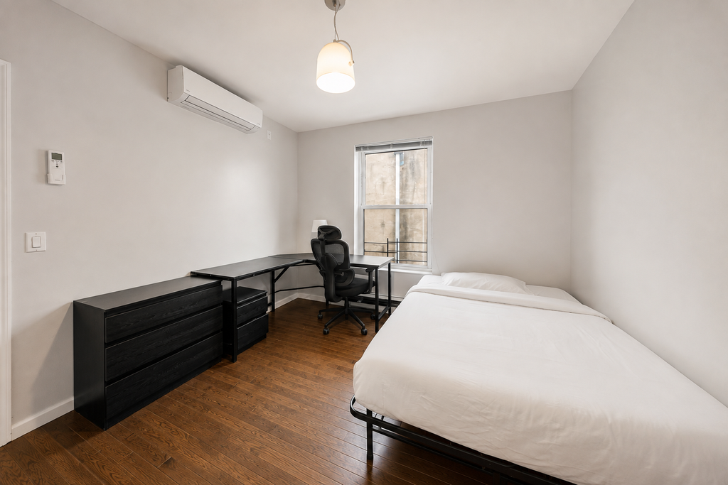 281 Sullivan Place, Unit C photo 5
