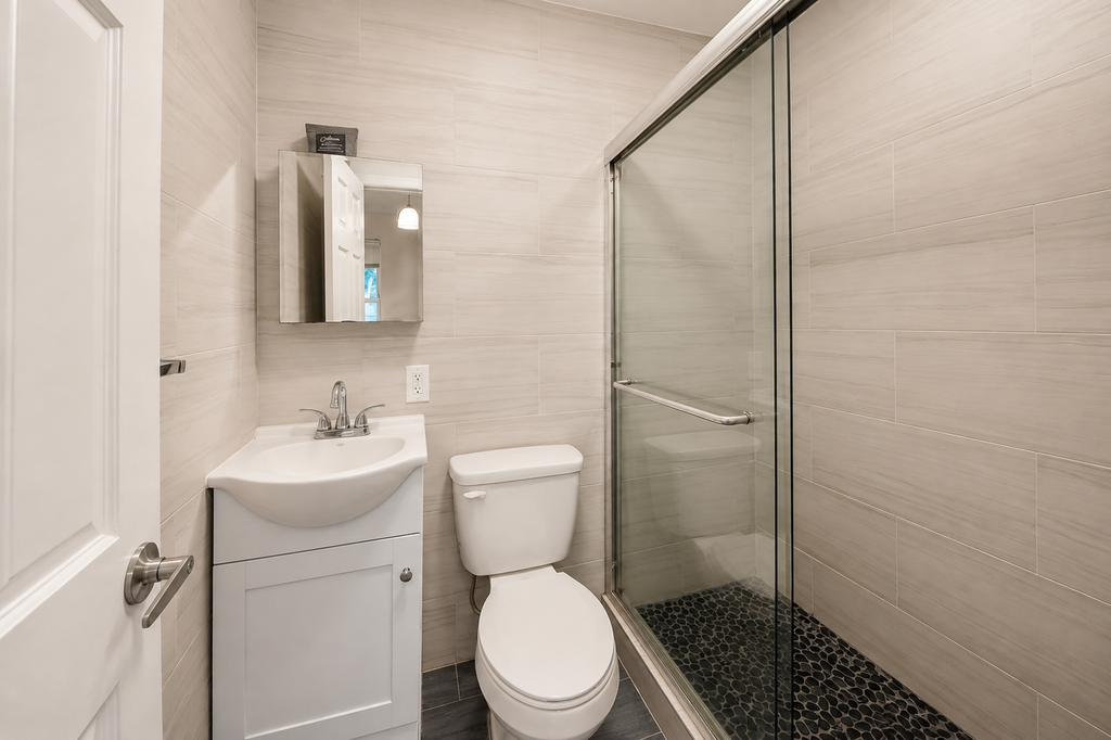 281 Sullivan Place, Unit C photo 11