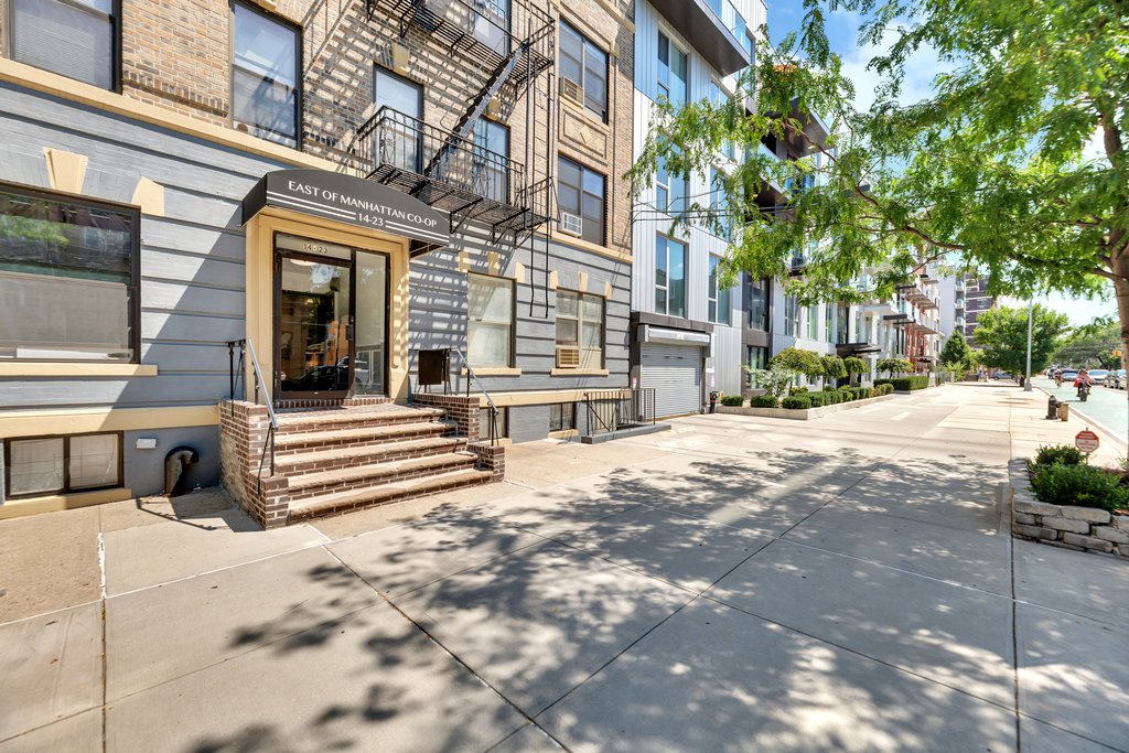 14-23 31st Avenue, Unit 2B photo 8