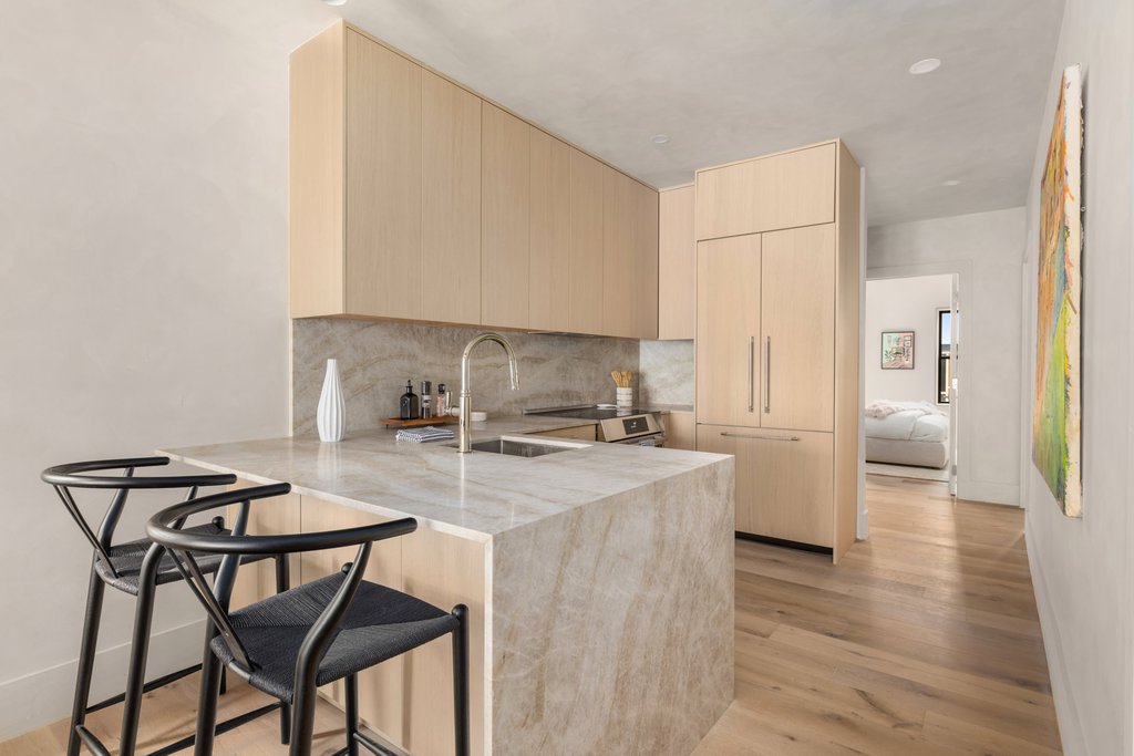 359 13th Street, Unit 1 photo 5