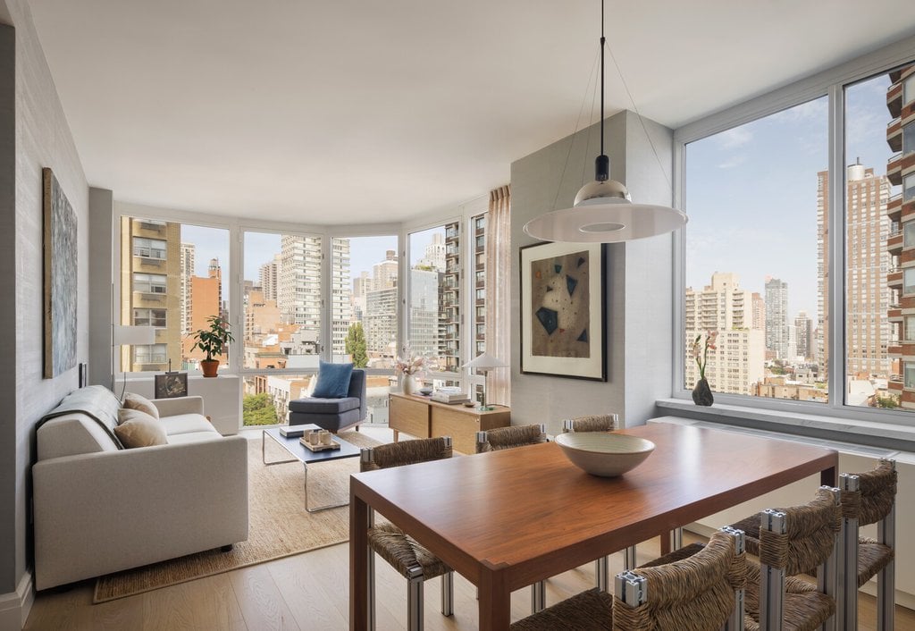 400 East 84th Street, Unit 6A photo 2
