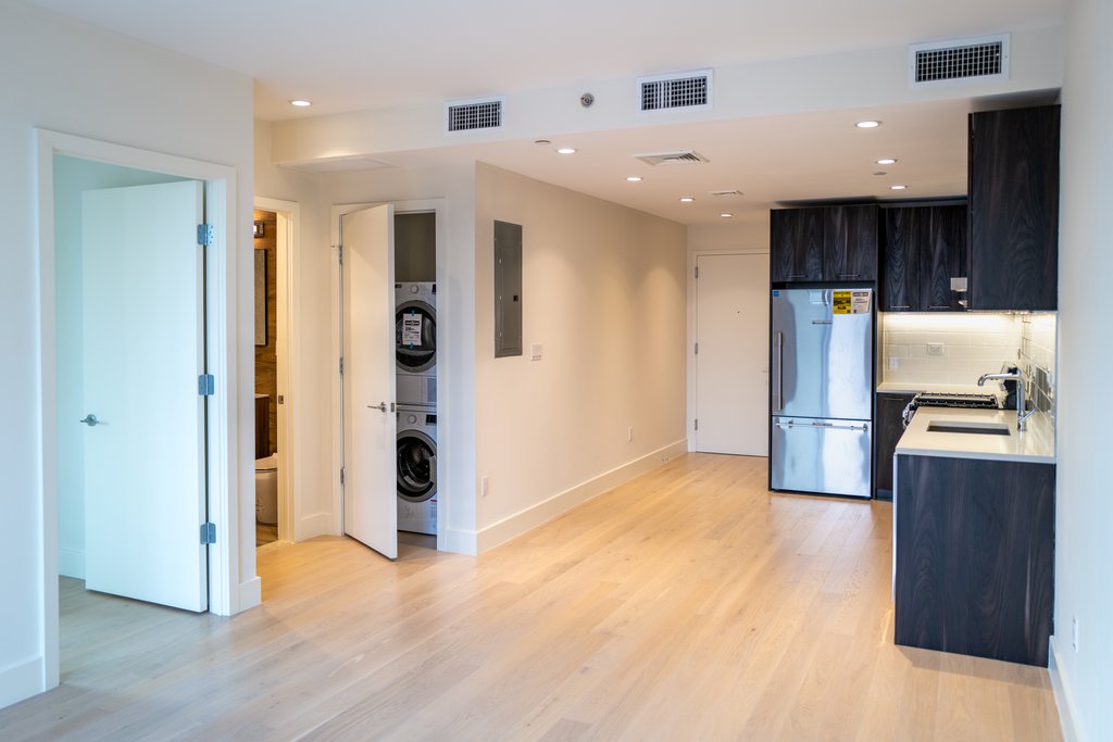 738 Grand Street, Unit 6B photo 3