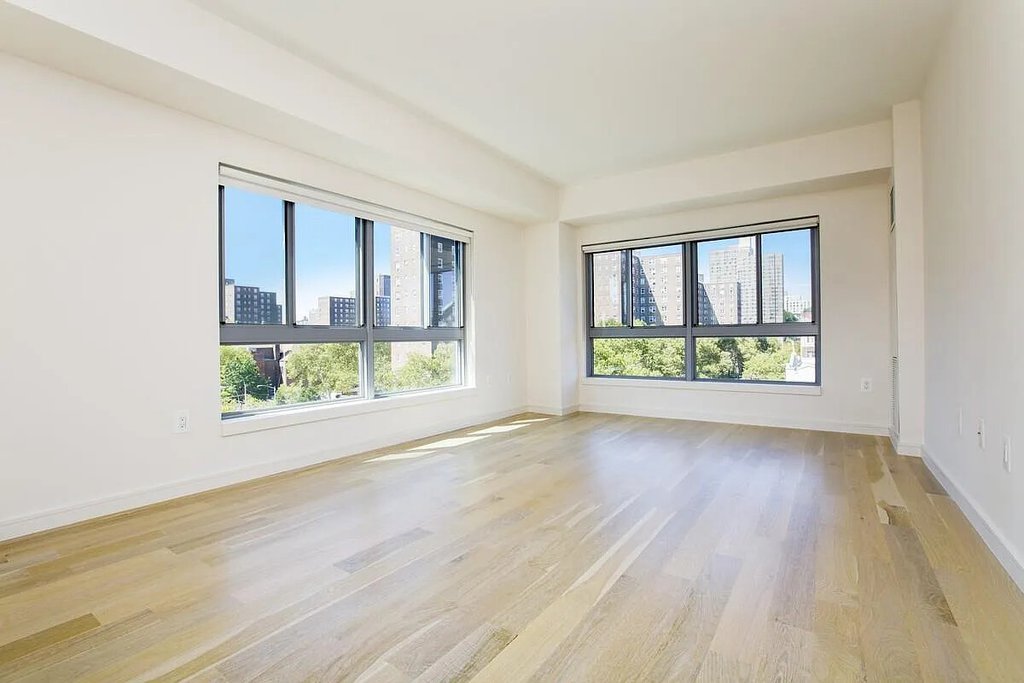 171 West 131st Street, Unit 607 photo 3
