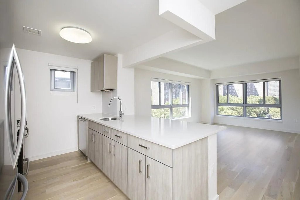 171 West 131st Street, Unit 607 photo 4
