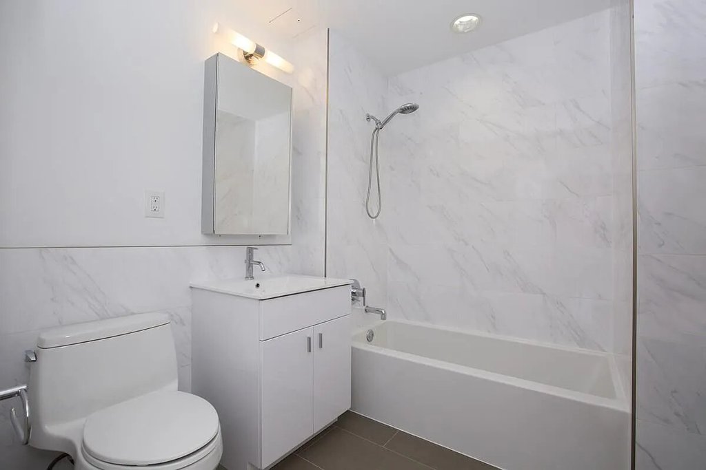 171 West 131st Street, Unit 607 photo 8