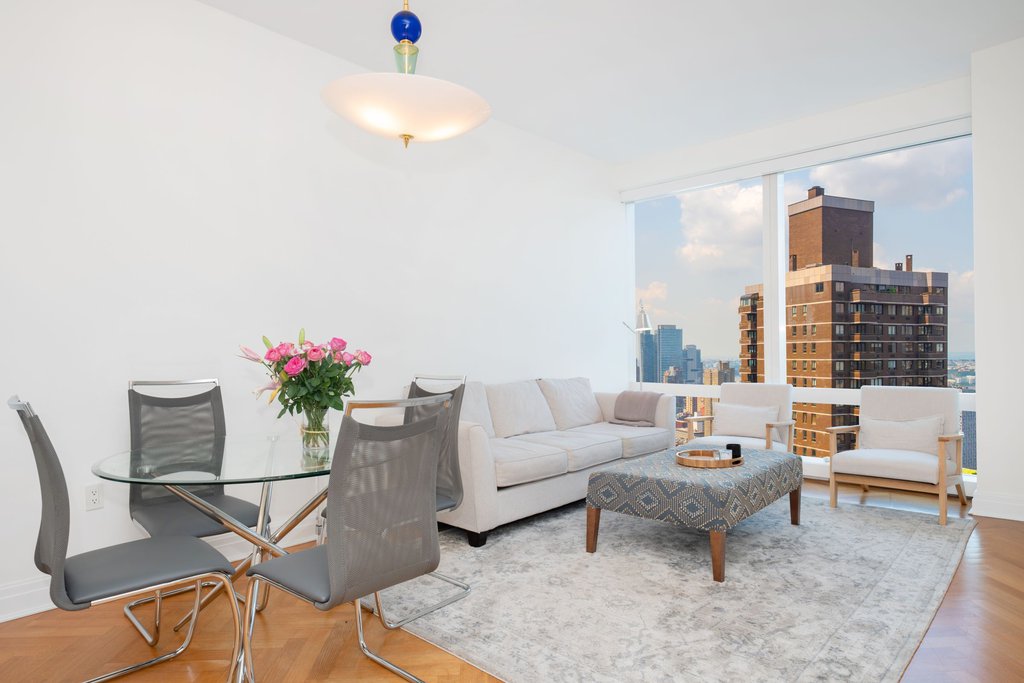 25 Columbus Circle, Unit ST53F