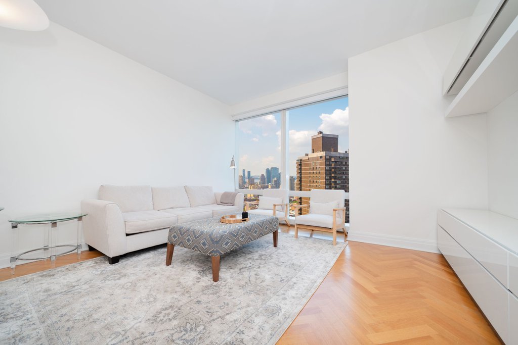 25 Columbus Circle, Unit ST53F photo 3