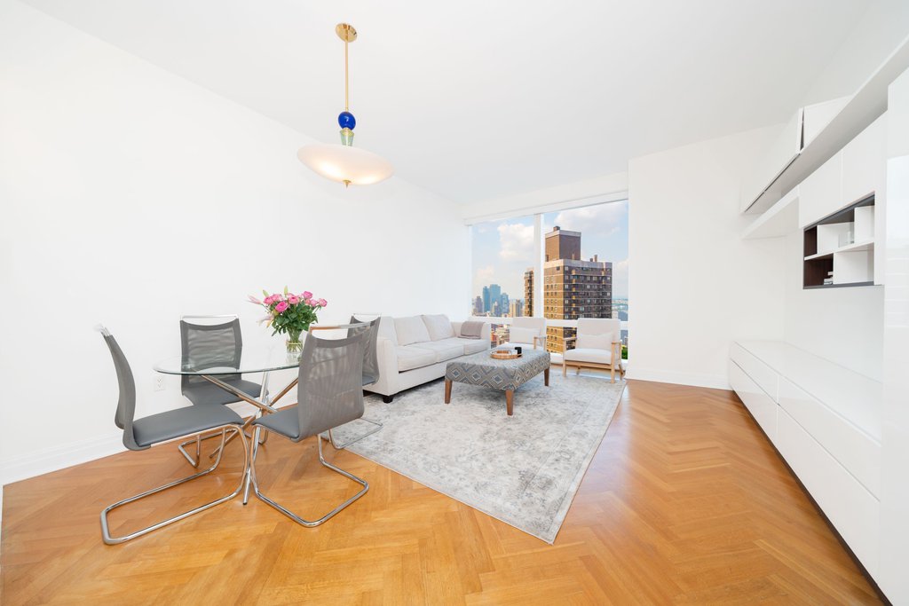 25 Columbus Circle, Unit ST53F photo 4
