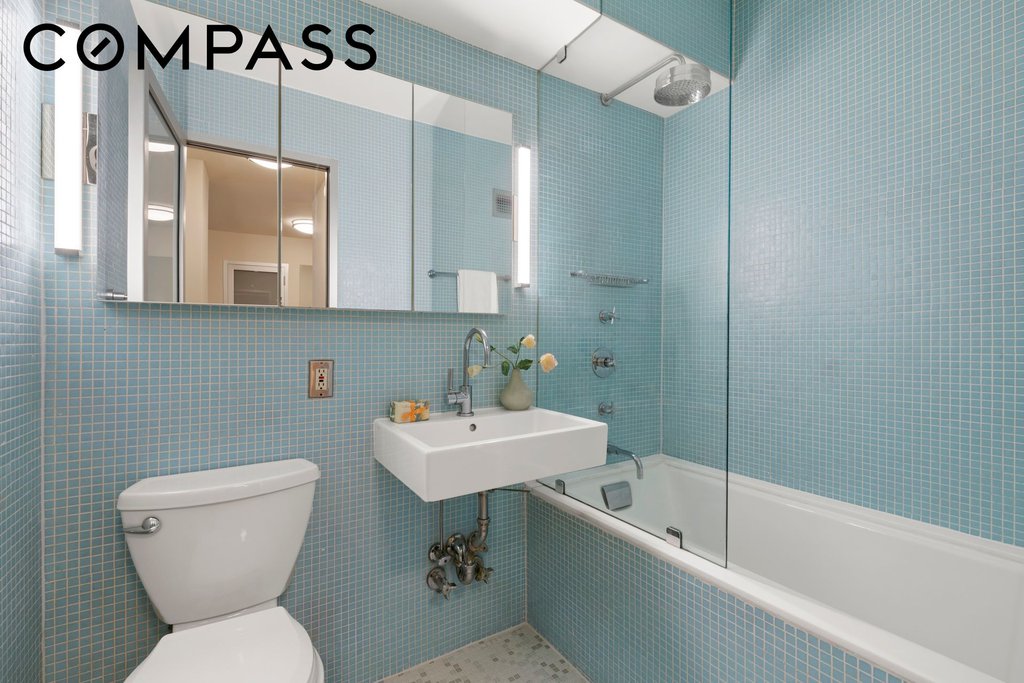 63 East 9th Street, Unit 5G photo 11