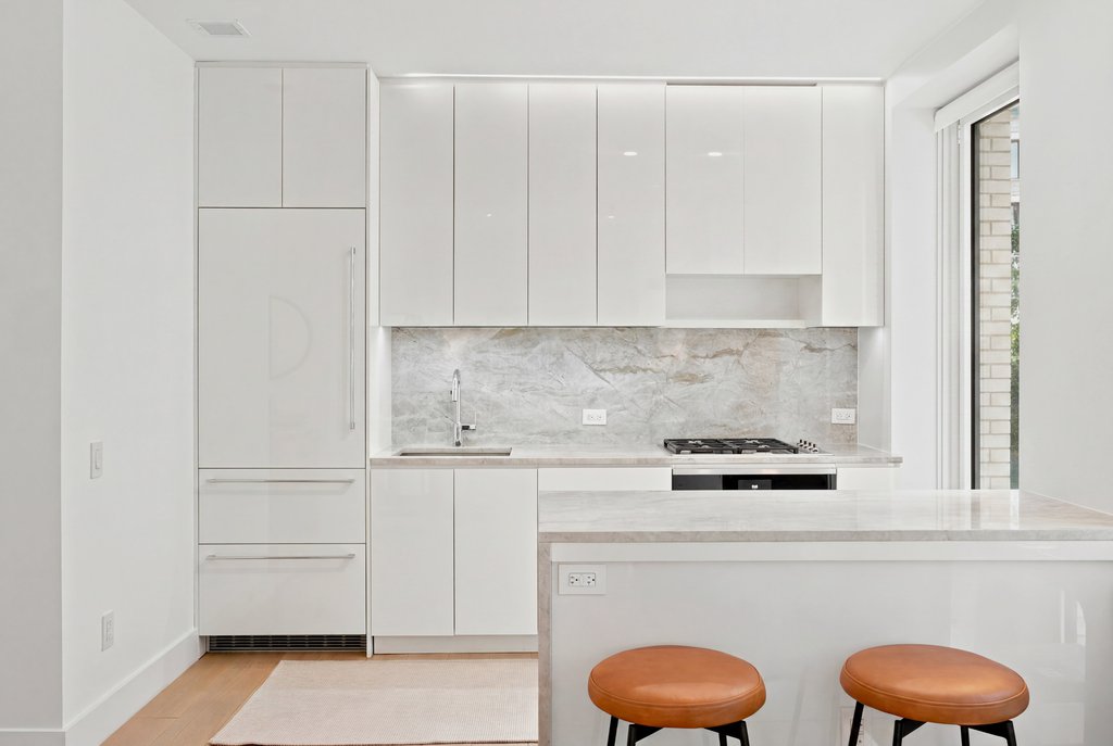 15 West 61st Street, Unit 3F photo 4