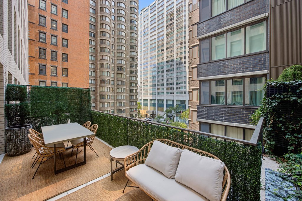 15 West 61st Street, Unit 3F photo 7