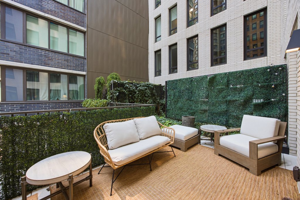 15 West 61st Street, Unit 3F photo 8