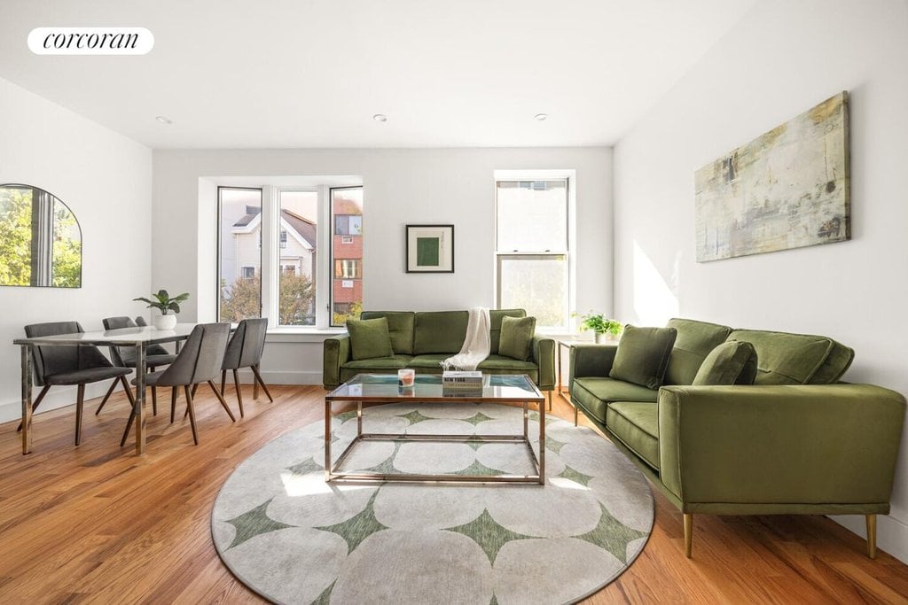 247 Mount Hope Place, Unit 3