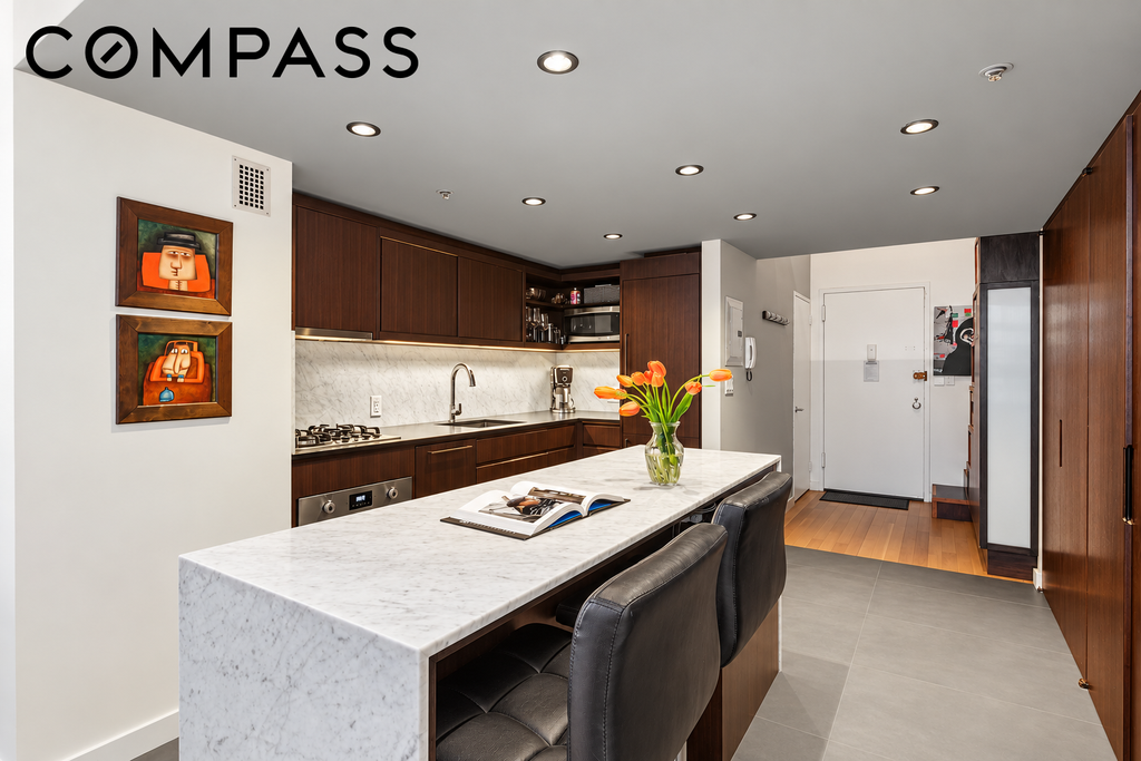 67 East 11th Street, Unit 309 photo 4