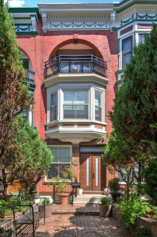 143 Milton Street – For Sale