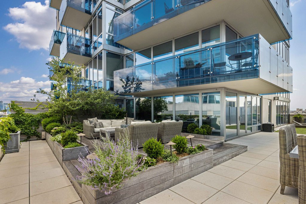 34 North Seventh Street, Unit 9B