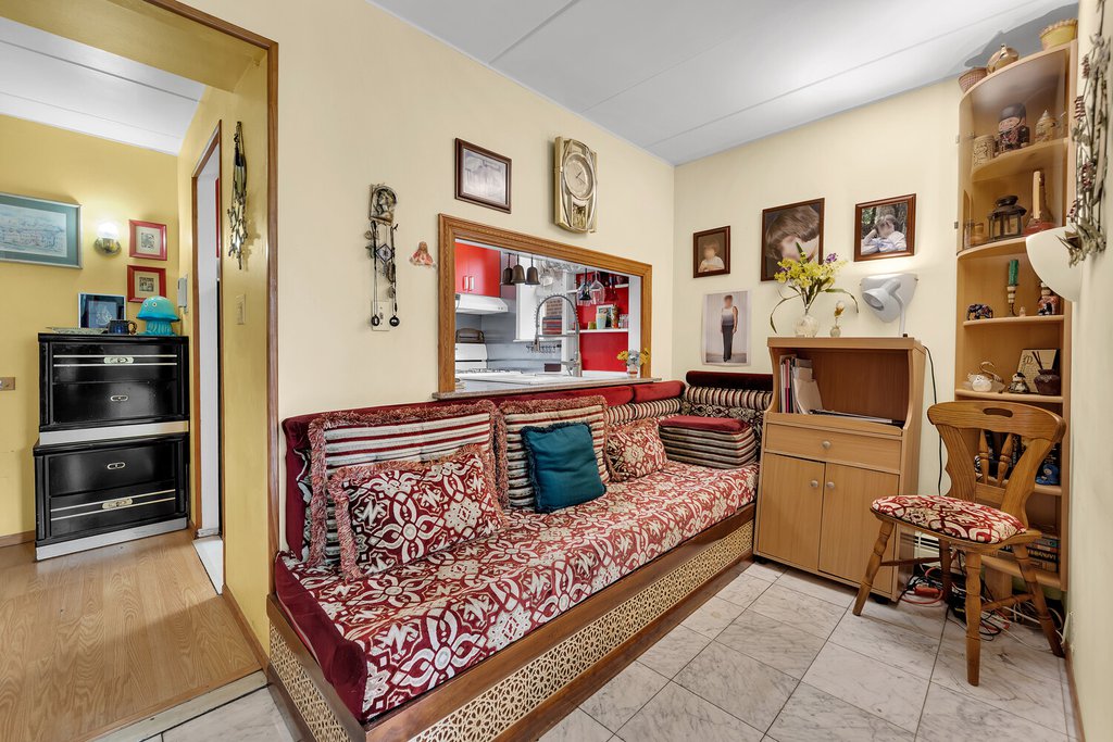 464 67th Street, Unit 2A photo 5
