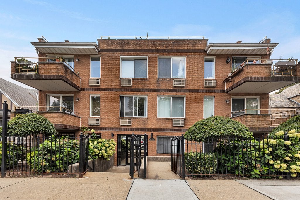 464 67th Street, Unit 2A photo 8