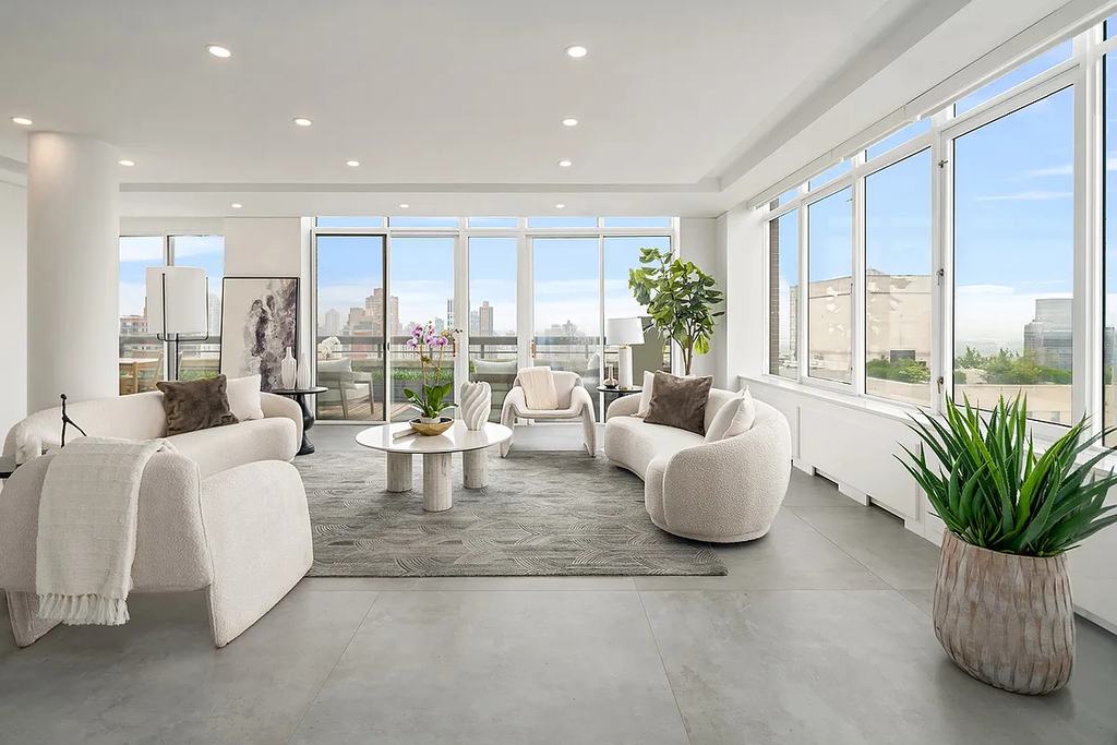 422 East 72nd Street, Unit 37AD photo 2