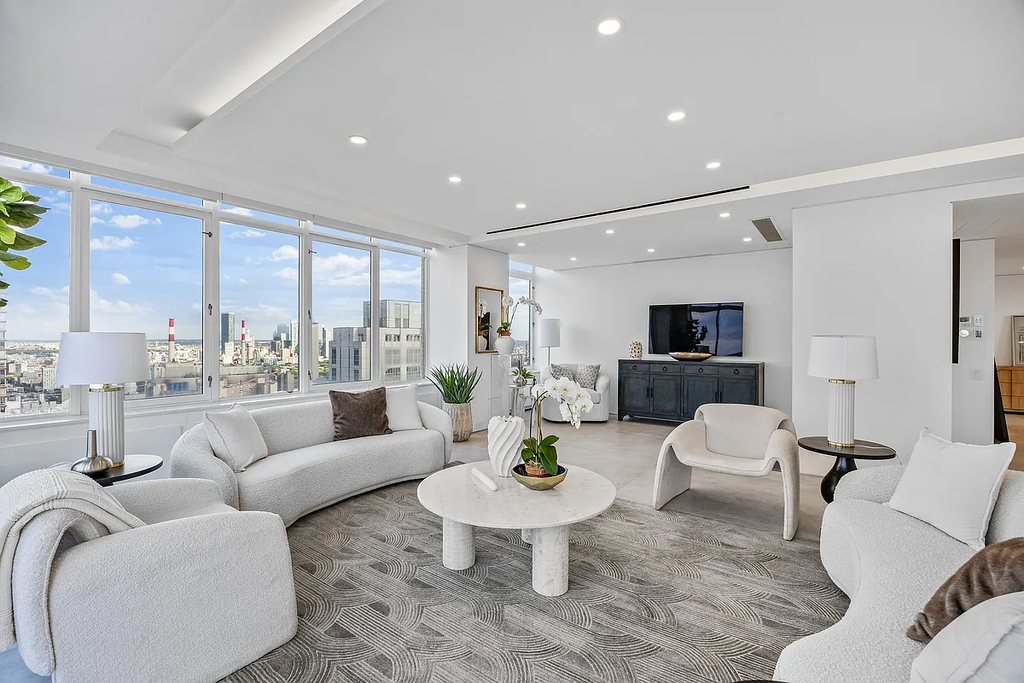 422 East 72nd Street, Unit 37AD photo 5