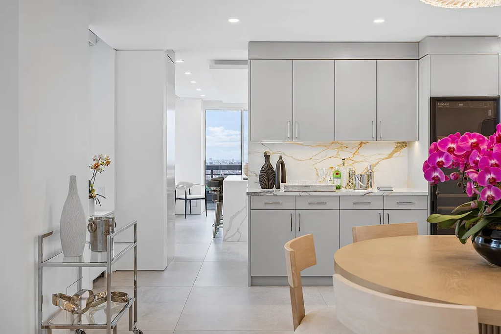 422 East 72nd Street, Unit 37AD photo 17