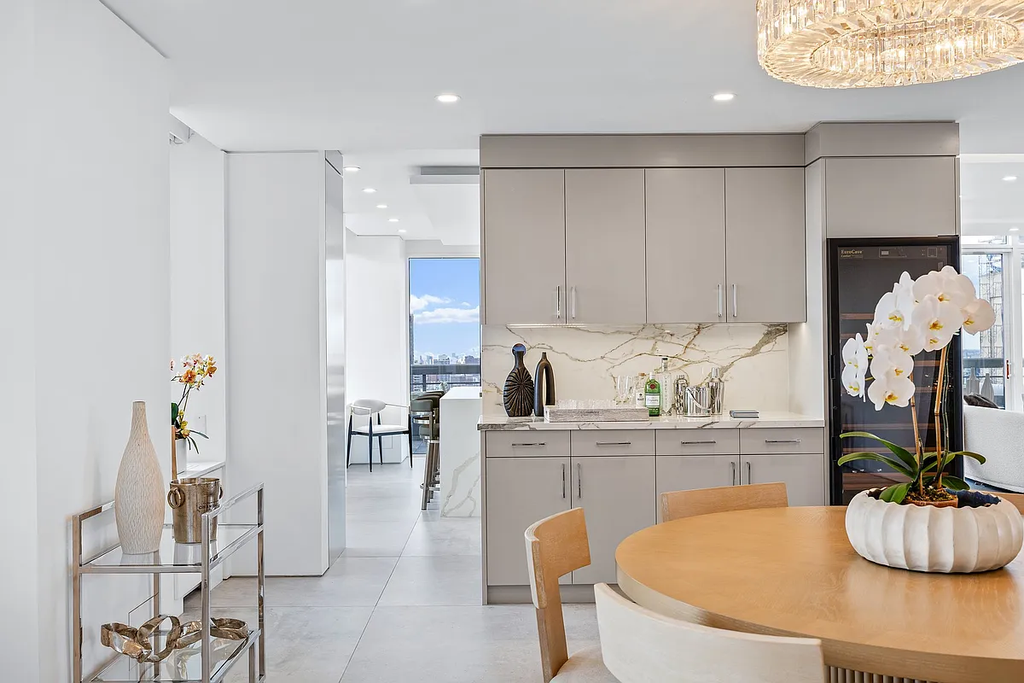422 East 72nd Street, Unit 37AD photo 20