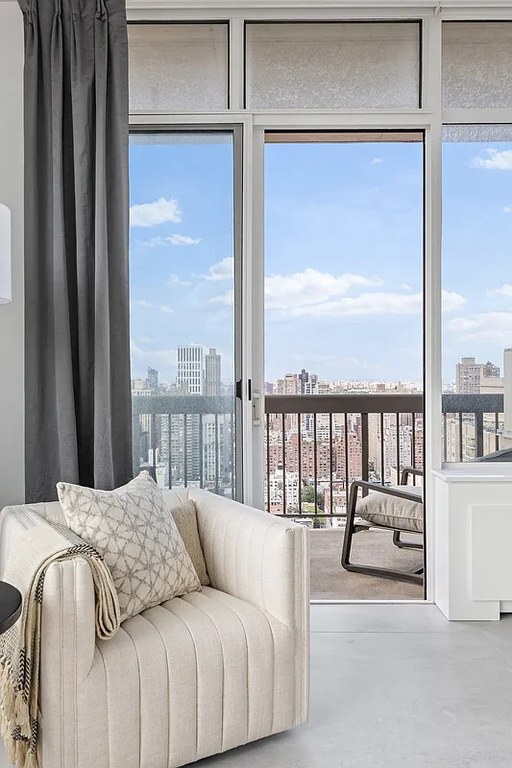422 East 72nd Street, Unit 37AD photo 26