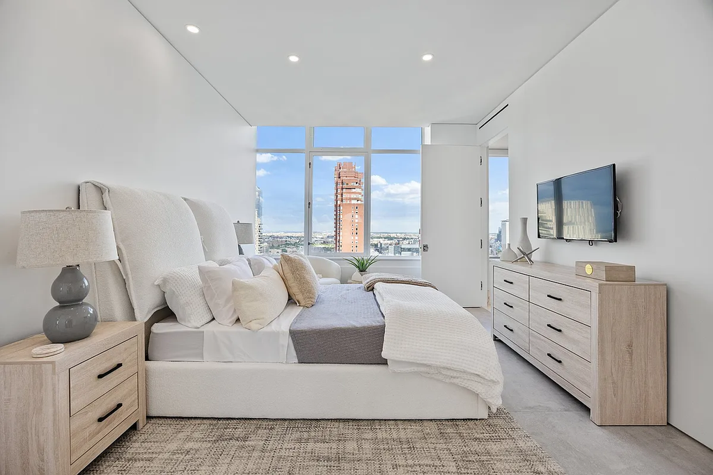 422 East 72nd Street, Unit 37AD photo 34