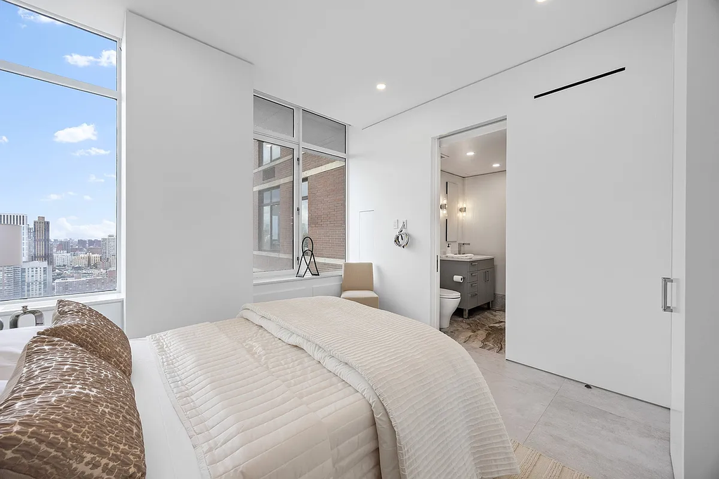 422 East 72nd Street, Unit 37AD photo 40
