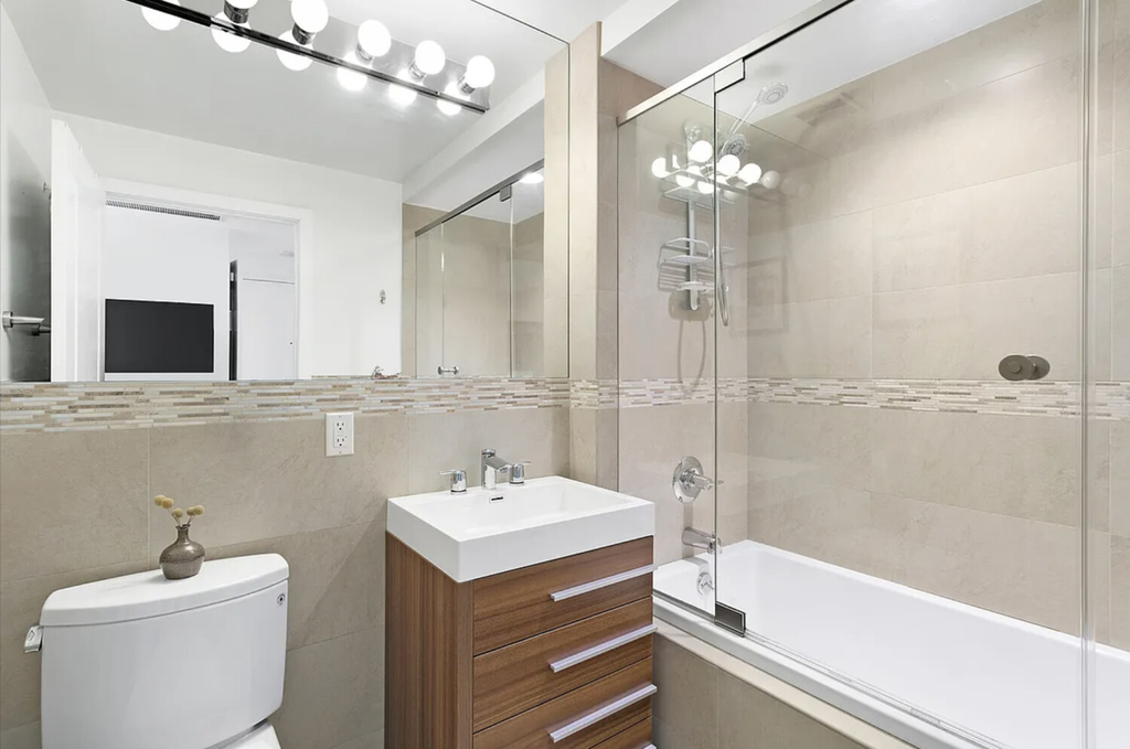 186 8th Street, Unit 2B photo 7