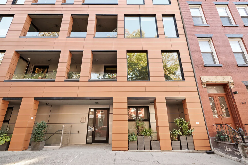 186 8th Street, Unit 2B photo 9